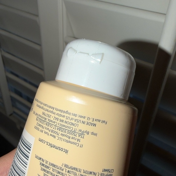 IT Cosmetics Confidence in a Cleanser - Picture 6 of 11